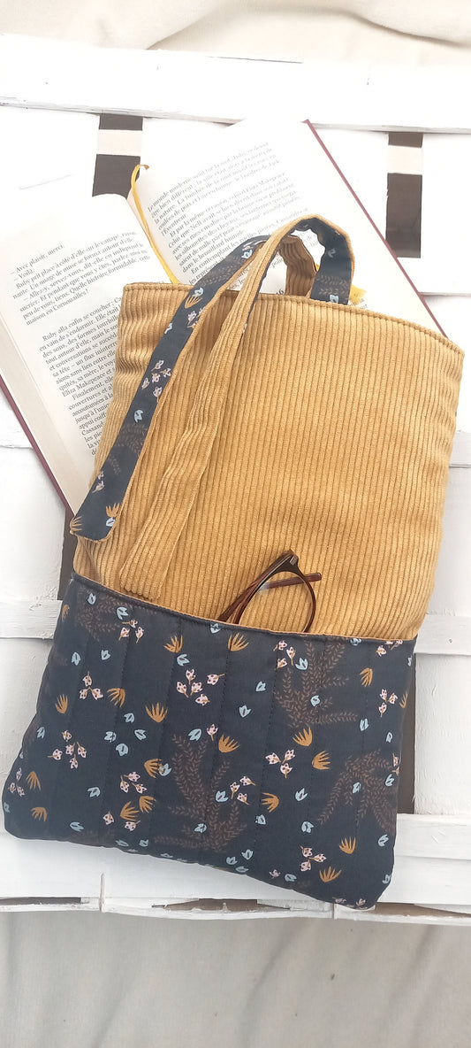 POCHETTE MATELASSEE POUR LIVRE GRAND FORMAT