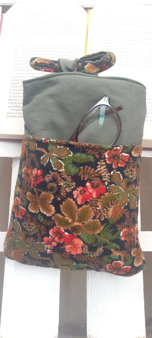 POCHETTE ENTIEREMENT MATELASSEE POUR LIVRE PETIT FORMAT