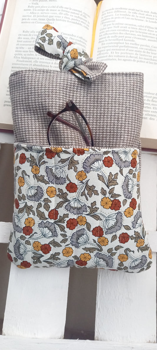 POCHETTE ENTIEREMENT MATELASSEE POUR LIVRE PETIT FORMAT